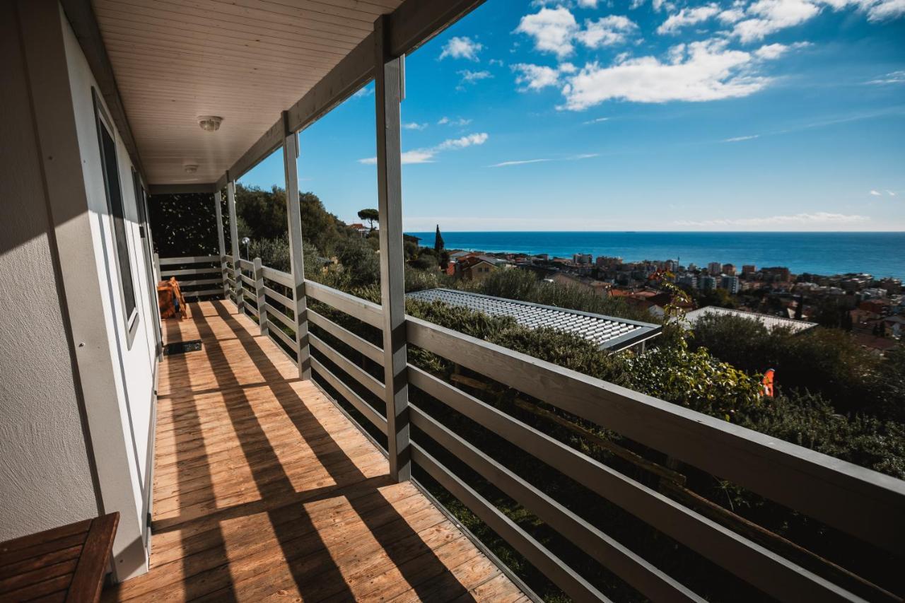 Agriturismo Rose Di Pietra Pietra Ligure Exteriör bild