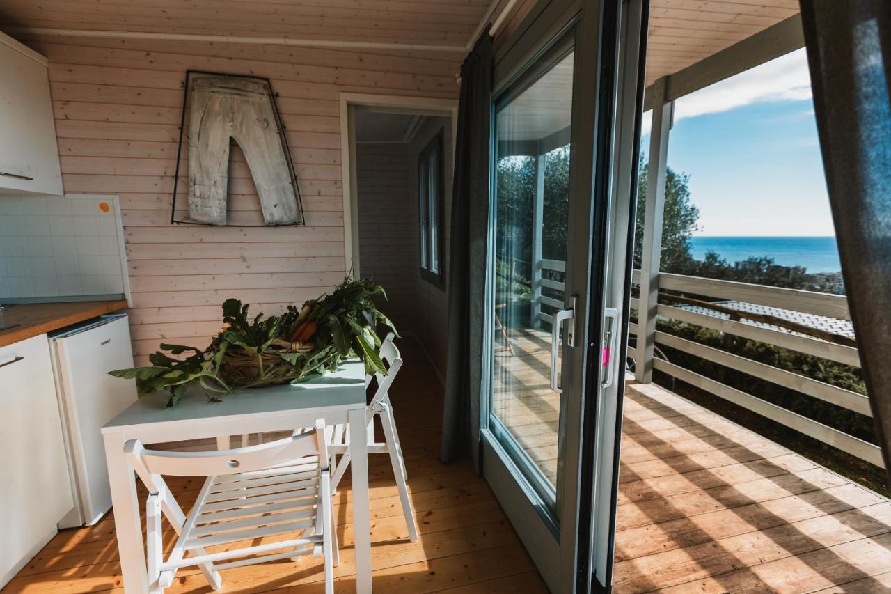 Agriturismo Rose Di Pietra Pietra Ligure Exteriör bild