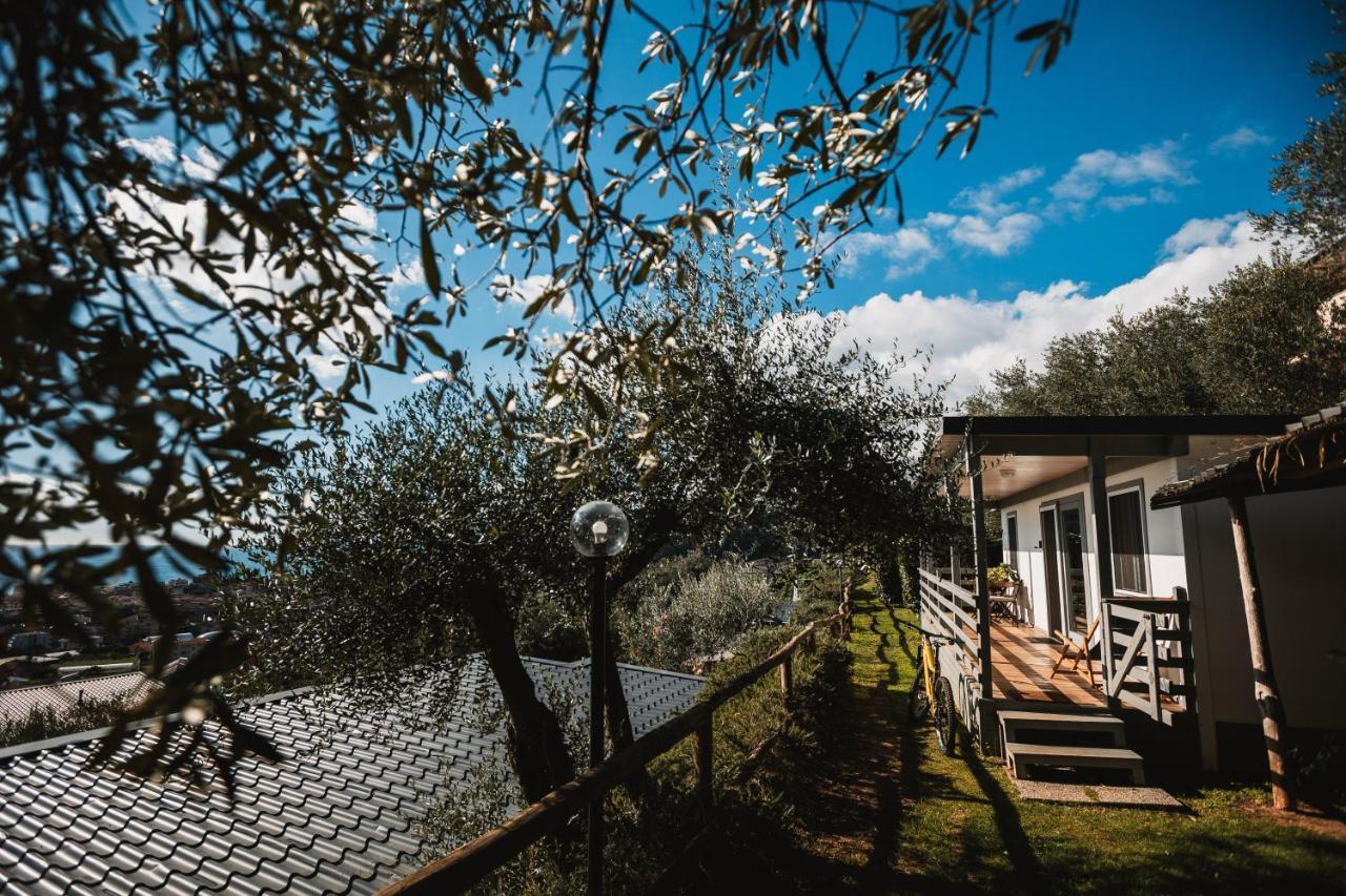 Agriturismo Rose Di Pietra Pietra Ligure Exteriör bild