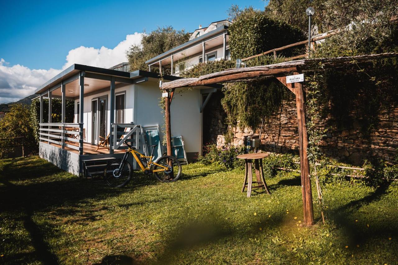 Agriturismo Rose Di Pietra Pietra Ligure Exteriör bild