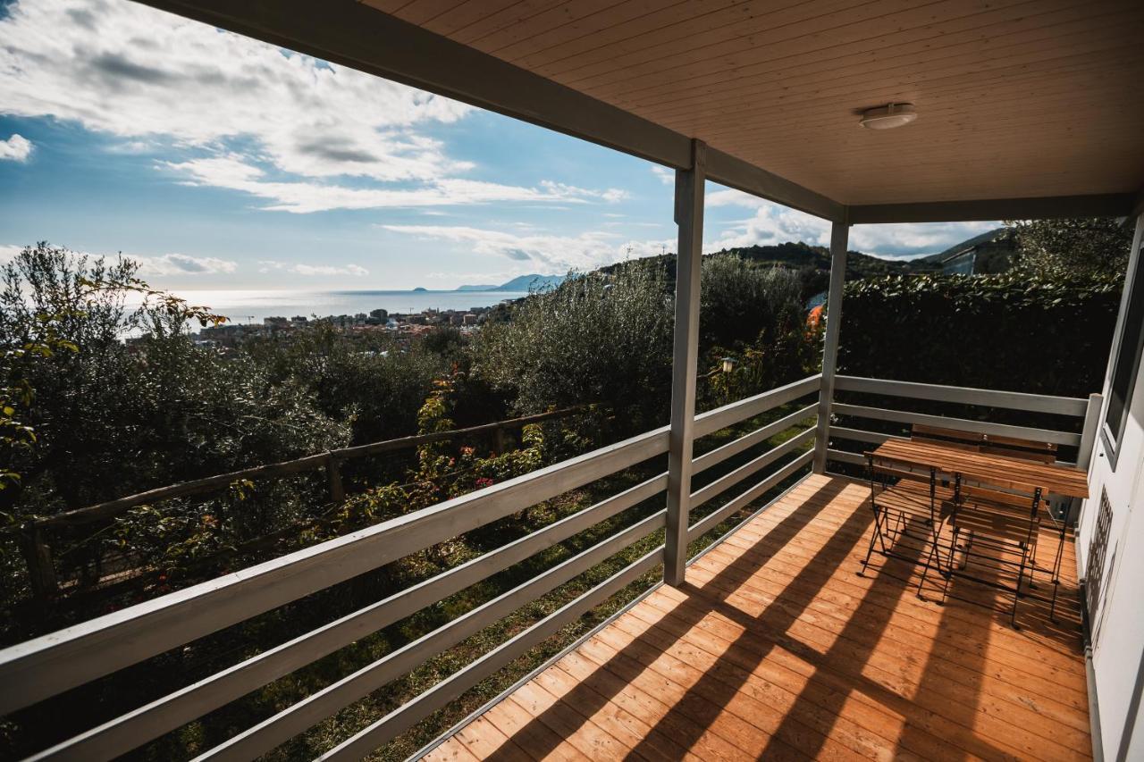Agriturismo Rose Di Pietra Pietra Ligure Exteriör bild